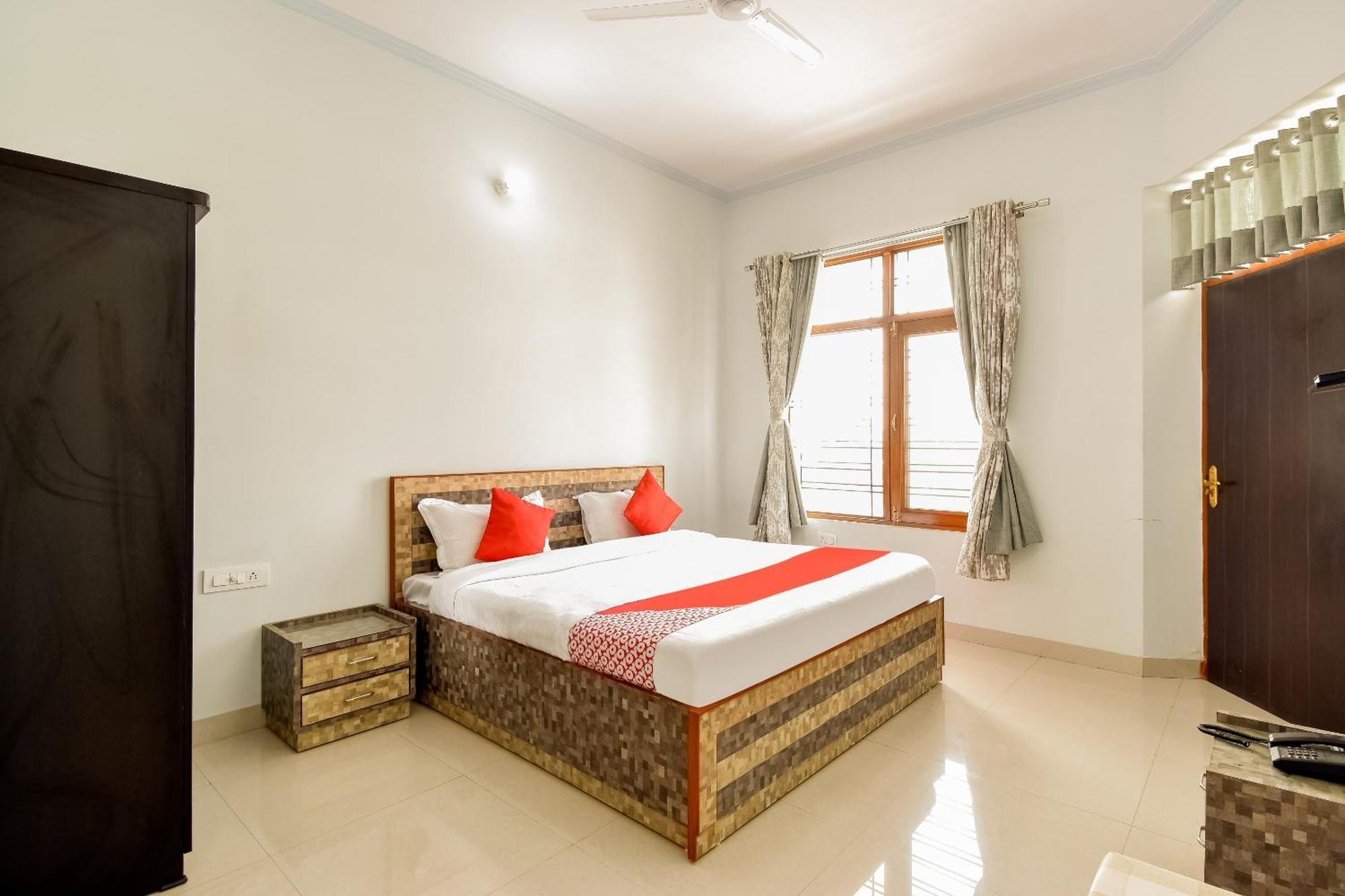 Hotel O Kusum Lodge Pandu Екстер'єр фото