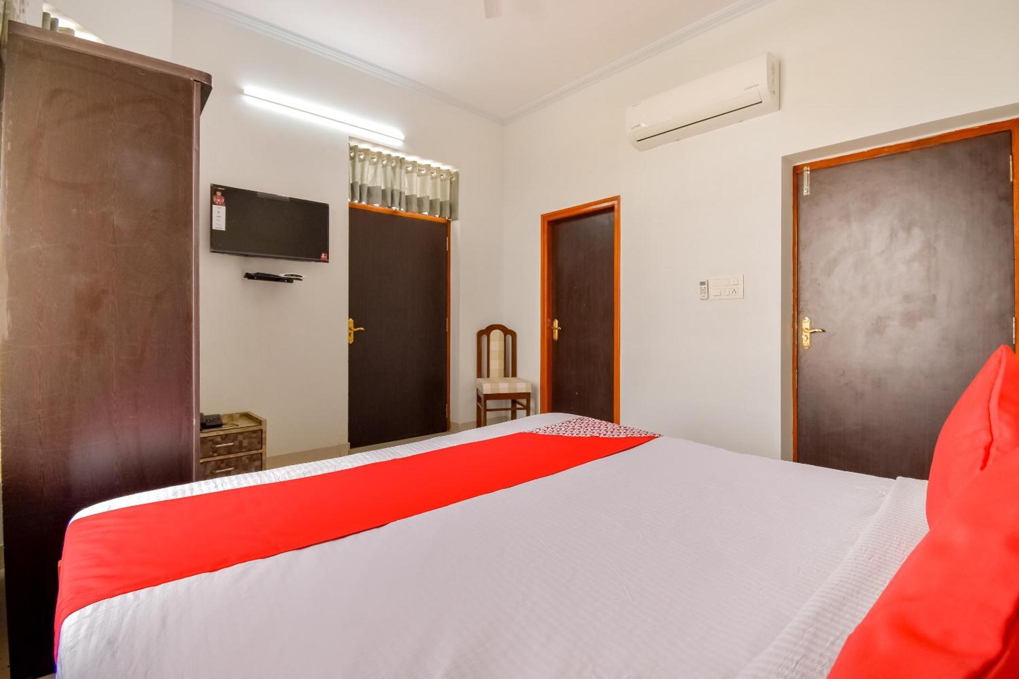 Hotel O Kusum Lodge Pandu Екстер'єр фото